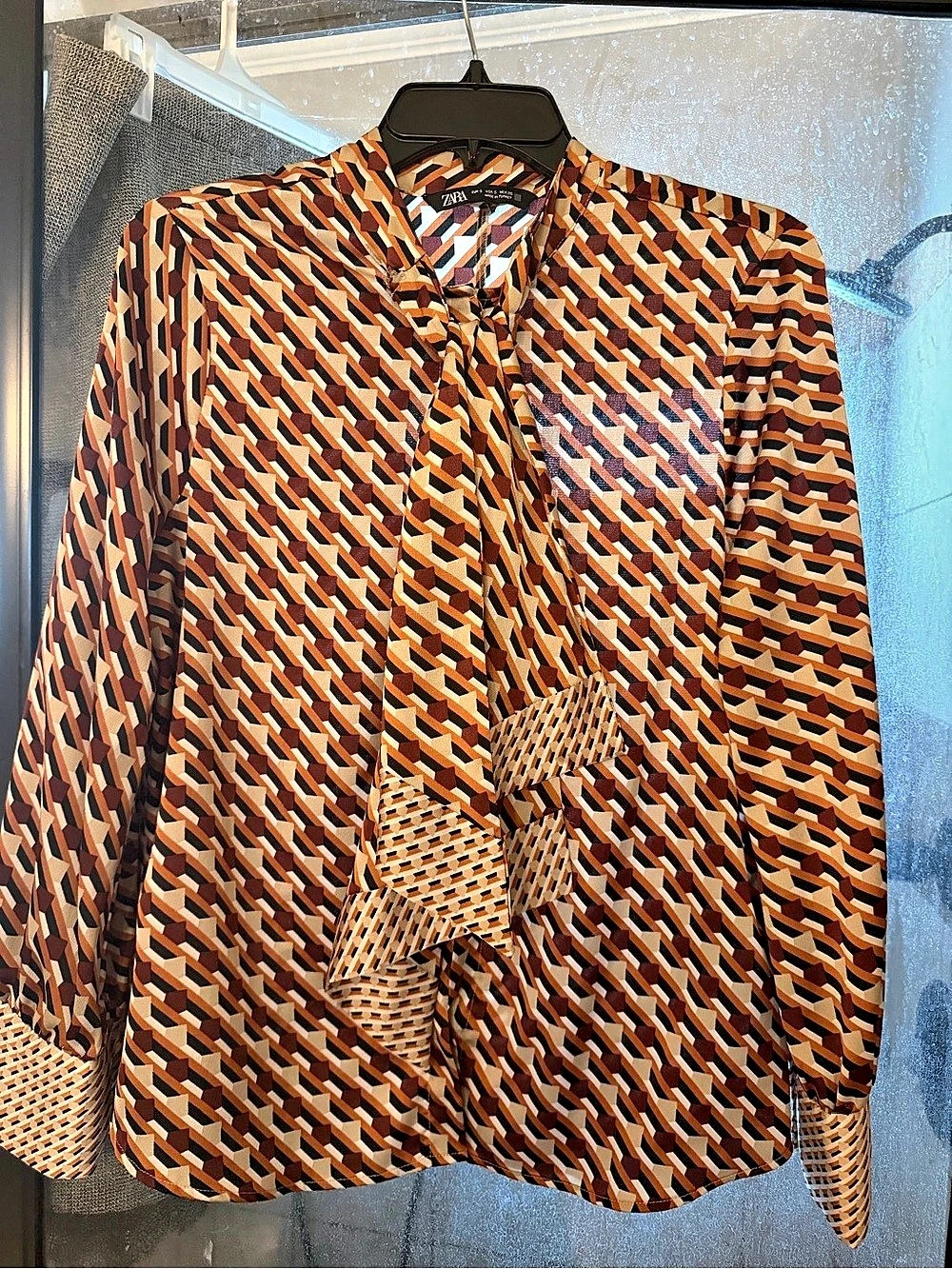Zara Geometric Tie Neck Blouse in Brown & Orange Size Medium